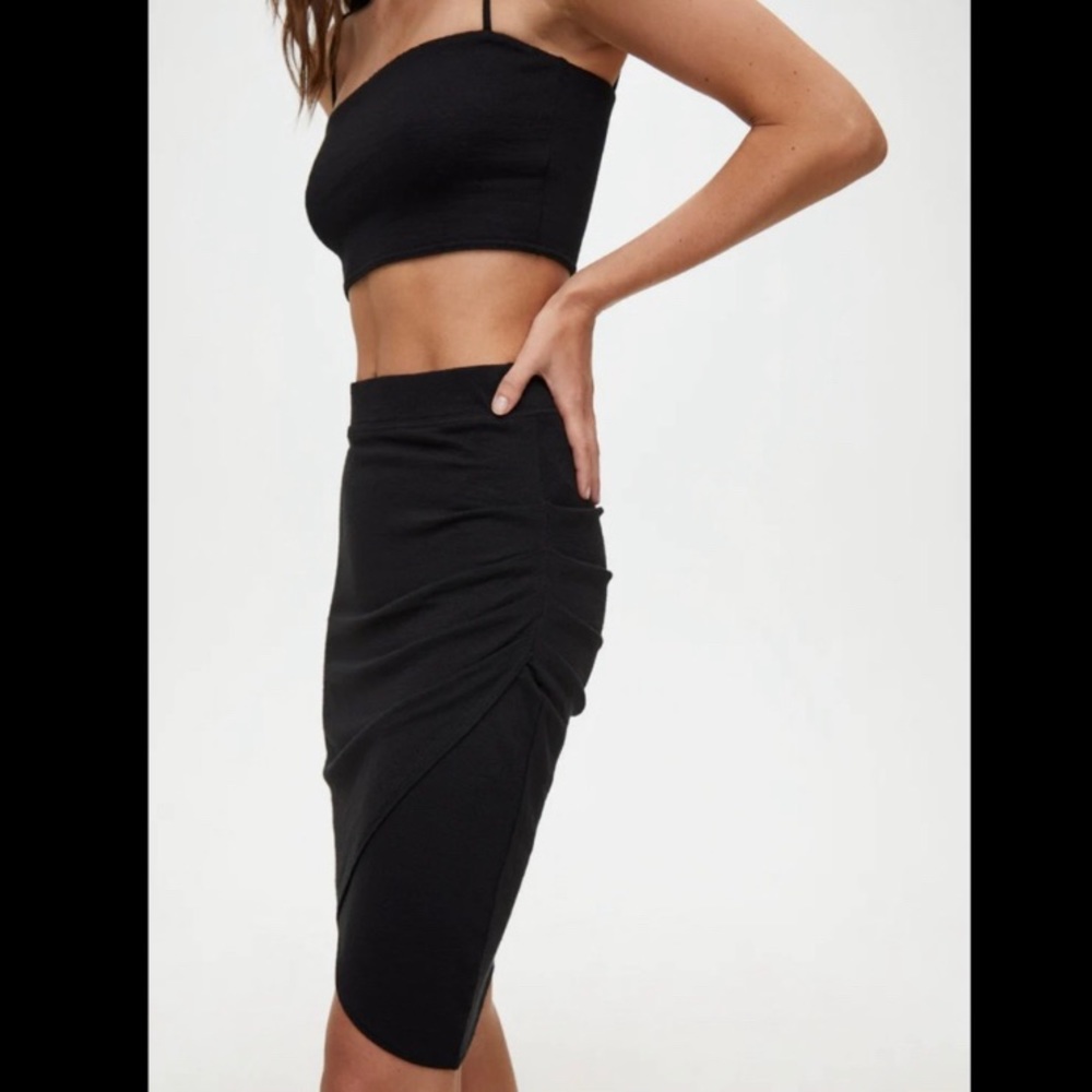 Aritzia Black Pencil Skirt
